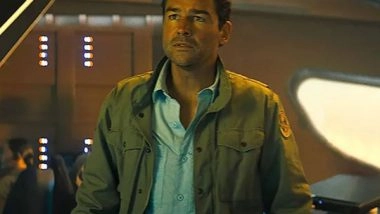 Entertainment News | Kyle Chandler in Talks to Appear in DC Studio's 'Lanterns'