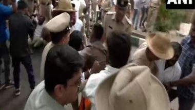 India News | Police Detain BJP Workers as They Try Gherao Karnataka CM Siddaramaiah's Official Residence