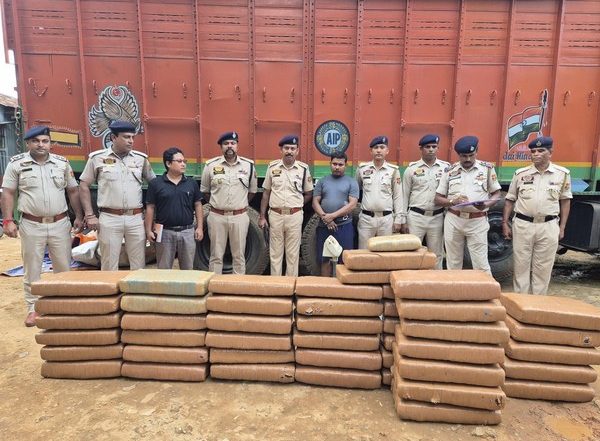 India News | Tripura Police Seize 355 Kg Ganja Worth Around Rs 70 Lakh in Chandrapur Area