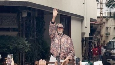 Entertainment News |  Amitabh Bachchan Keeps Up with His Sunday Ritual of Greeting Fans Outside Jalsa