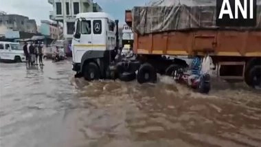 India News | Gujarat: Heavy Rain Causes Waterlogging in Ambaji Area of Banaskantha District