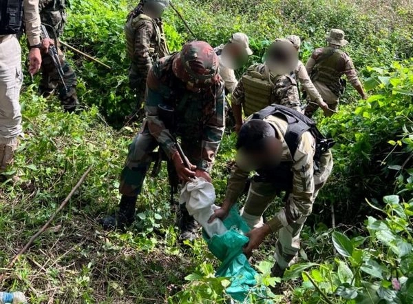 India News | Manipur: Successful Joint Operations by Army, Police and Security Forces Yield Cache of Arms, Ammunition