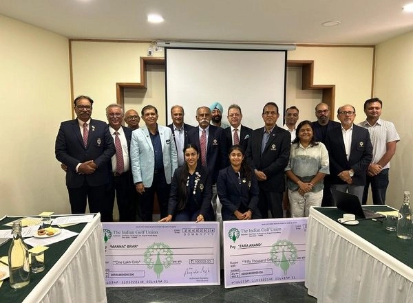 Sports News | IGU Felicitates Mannat Brar, Zara Anand for R&A Girls Amateur Performance