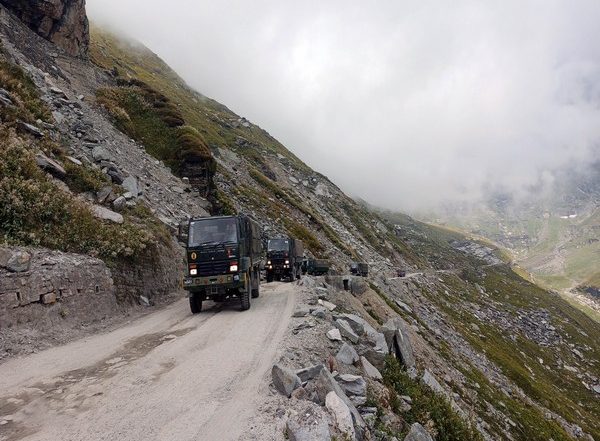 India News | Army Recovers Mortal Remains of Four Soldiers 56 Years After IAF Plane Crash Near Rohtang Pass