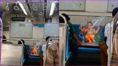 Ganpati Bappa Travels in Mumbai Local Train! This Viral Photo of Lord Ganesha Idol Inside First Class Coach of Mumbai's Lifeline Captures the Festive Spirit of Ganeshotsav