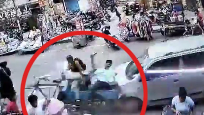 Accident Caught on Camera in Delhi: Several Injured After Speeding Car Loses Control, Hits Pedestrians in Mayur Vihar Market; Disturbing Video Surfaces