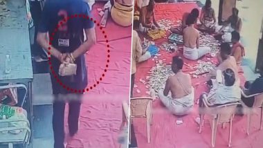 Donation Theft at Gaali Anjaneya Swamy Temple: Viral Video Shows Cash Being Pocketed at Temple in Bengaluru, Head Priest Suspends 2 People