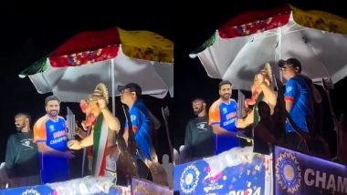 Ganesh Chaturthi 2024: Team India Fans Recreate T20 World Cup Victory Parade; Show Lord Ganesh Idol Handing Trophy to Rohit Sharma, Video Goes Viral