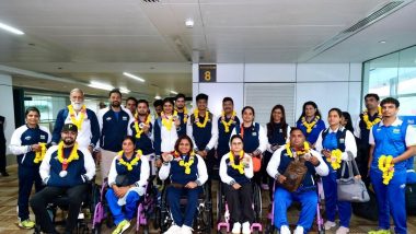 Avani Lekhara, Rakesh Kumar and Other Paris Paralympics 2024 Indian Contingent Members Receive Grand Welcome at Delhi Airport