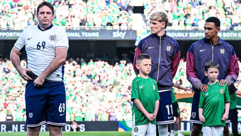 Jarvo Returns! Famous Pitch Invader Wearing England Football Team Jersey Enters Aviva Stadium in Dublin During IRL vs ENG UEFA Nations League 2024-25 Match, Video Goes Viral