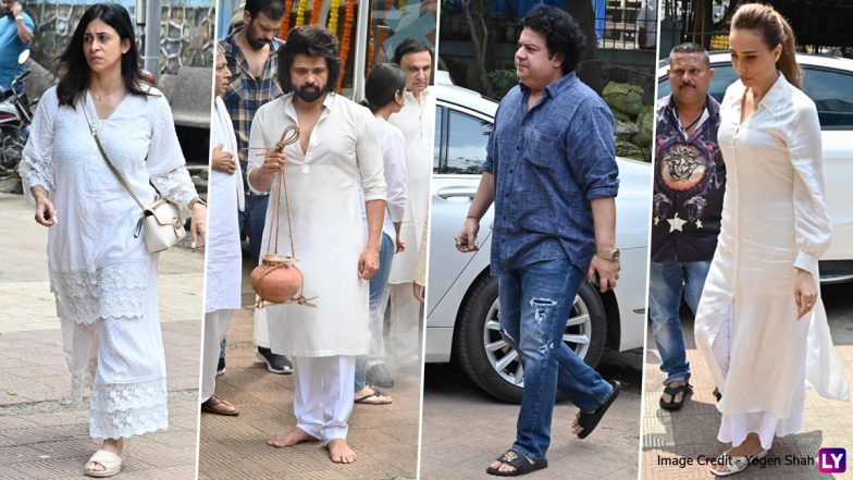 Himesh Reshammiya Performs Father Vipin Reshammiya’s Last Rites; Sajid Khan, Kishwer Merchant, Iulia Vantur and Others Pay Their Respects (Watch Video)