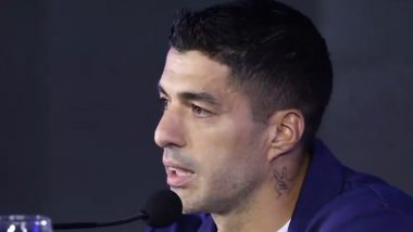 Luis Suarez Retires: Uruguay Forward Emotionally Announces End of International Football Career During Press Conference (Watch Video)