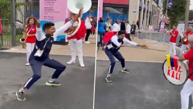 Paris Paralympics 2024 Silver Medallist Nishad Kumar Shows His Dance Moves On the Streets of the French Capital, Video Goes Viral