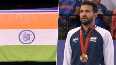 Nitesh Kumar Wins Gold Medal: Watch Video of Indian Para-Shuttler Singing National Anthem After Sensational Victory in Men’s Singles SL3 Final at Paris Paralympics 2024