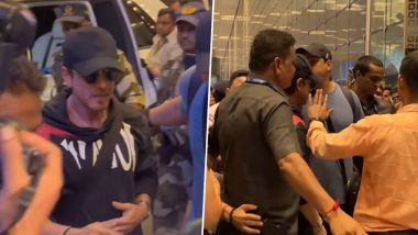 Shah Rukh Khan Leaves Fans Thrilled at Mumbai Airport While Departing for IIFA Awards 2024 in Abu Dhabi (Watch Viral Video)