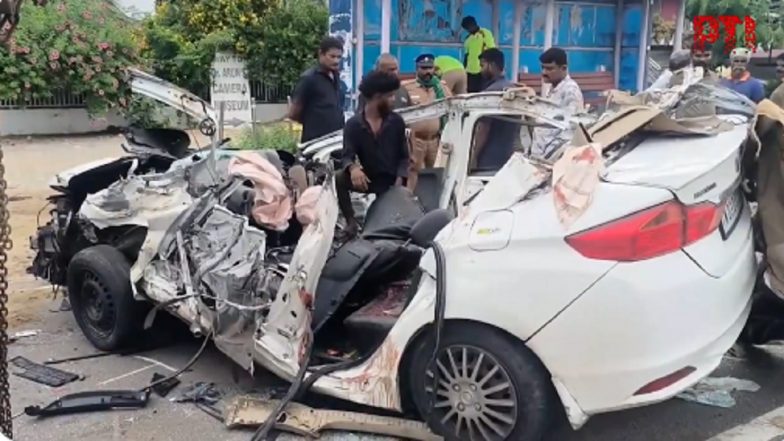 Tamil Nadu Road Accident: 4 Friends Die After Car Smashes Barricade, Gets Thrown Under Truck's Rear on East Coast Road (Watch Video)