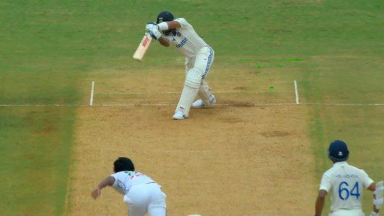 Virat Kohli Wicket Video: Watch Hasan Mahmud Dismiss Star India Batter To Complete His Three-Wicket Haul During IND vs BAN 1st Test 2024 Day 1