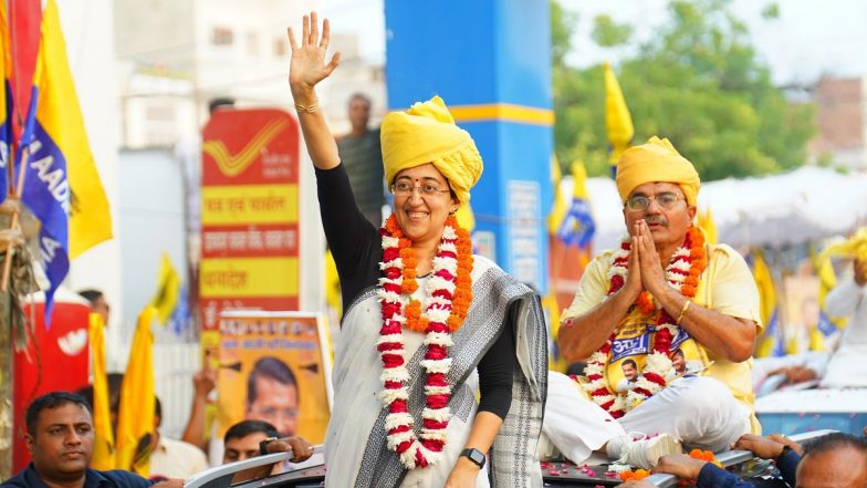 Atishi at Ravan Dahan Event Live Streaming: Watch Burning of Ravana Effigy, Dussehra 2024 Celebrations at Indraprashta Extension in Presence of Delhi CM