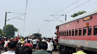 Train Derailment in Bihar: Coupling of Magadh Express Breaks, Train Splits Into 2 in Buxar, No Injuries Reported (Watch Videos)