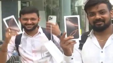 iPhone 16 Sale Begins: Excited Customers Show Newly-Purchased iPhones, Long Queues Continue Outside Apple Stores in Mumbai and Delhi (Watch Videos)