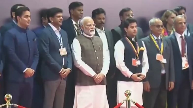 PM Narendra Modi Inaugurates India Mobile Congress 2024 (Watch Video)