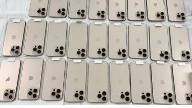 Delhi: IGI Airport Customs Seize 26 iPhone 16 Pro Max Hidden in Woman Passenger’s Vanity Bag Travelling From Hong Kong