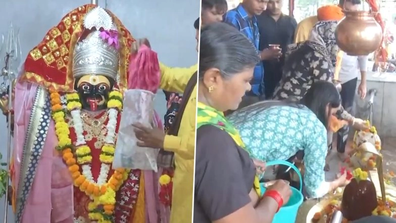 Madhya Pradesh: Devotees Throng Kali Mata Temple on First Day of Shardiya Navratri in Bhopal