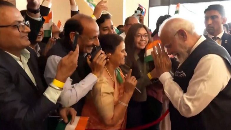 PM Modi Interacts With Indian Diaspora in Laos 