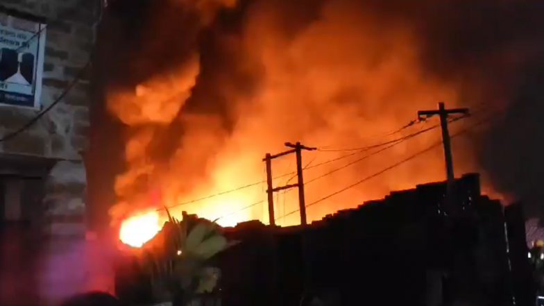 Firozabad Fire: Massive Blaze Consumes Chemical Factory and Warehouse, Firefighters Struggle with Fuel Shortage (Watch Video)