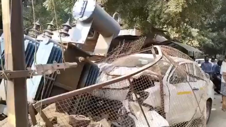 Raebareli: Speeding Car Loses Control, Crashes Into Transformer in Gora Bazar; Police React After Video Surfaces