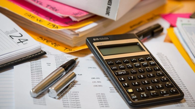 What Is the Current Income Tax Rate in India? Ahead of Budget 2024-25, Know Income Tax Slabs, Rates Under Old and New Regimes