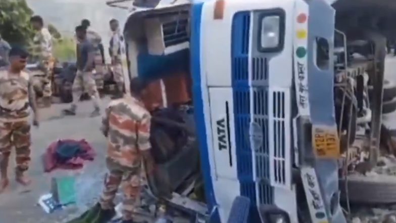 Uttarakhand Road Accident: 7 ITBP Jawans Injured As Bus Overturns on Rishikesh-Gangotri National Highway Near Takshila (Watch Video)