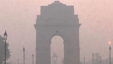 Delhi Air Pollution: AQI Persists in ‘Very Poor’ Category, Thick Smog Engulfs Parts of City