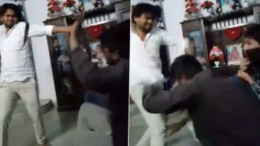 Agra: PG Manager Thrashes Class 11 Students with Belt, Stuffed Cloth in Their Mouths Over Rent Dispute in Uttar Pradesh; Police Respond After Disturbing Video Goes Viral