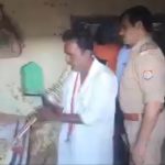 ‘Nagin Ka Inteqam’ Buzz Creates Panic at Sadarpur Village in UP’s Hapur, Team of Snake Charmers Brought To Capture Snake (Watch Video)