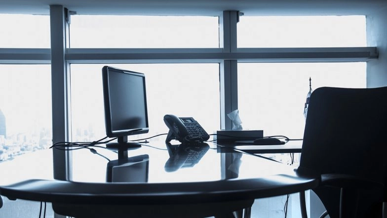 'All This Happening in First 15 Days of Work': Reddit User Working With Gurgaon Startup Says He Was Fired Within 20 Days for Having 'Attitude' and Leaving Work on Time