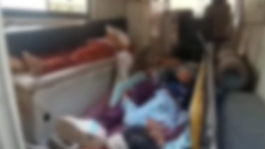 Uttar Pradesh Road Accident: 5 Dead, 1 Injured in Tempo-Truck Collision on Delhi-Budaun Highway (Watch Videos)