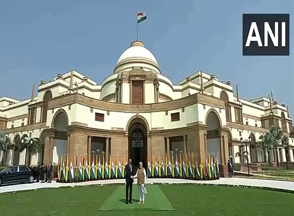 World News | PM Modi Meets Jamaican Counterpart Andrew Holness at Hyderabad House in Delhi