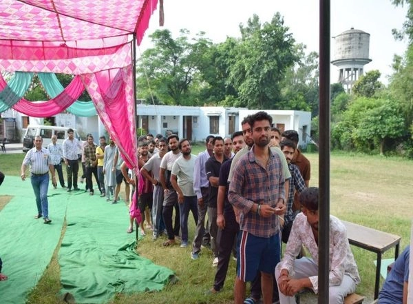 India News | J-K Assembly Polls: 28.12 Pc Turnout Recorded Till 11 Am in Third Phase of Polls