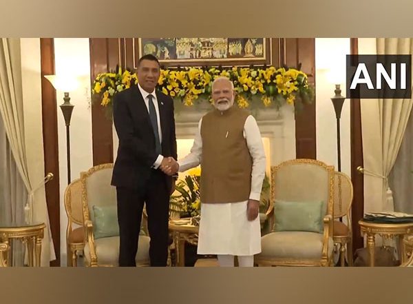 World News | PM Modi Holds Bilateral Meeting with Jamaican Counterpart Holness