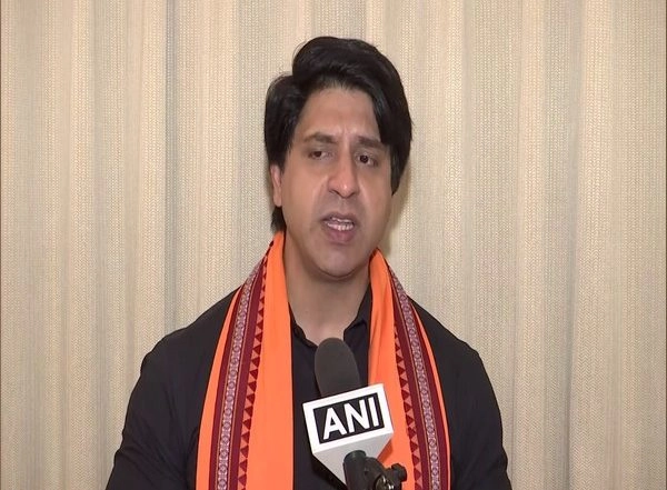 India News | Pakistan Doesn't Need to Do Anything to Destroy Youth, Congress Doing So: Shehzad Poonawalla on Delhi Drug Haul