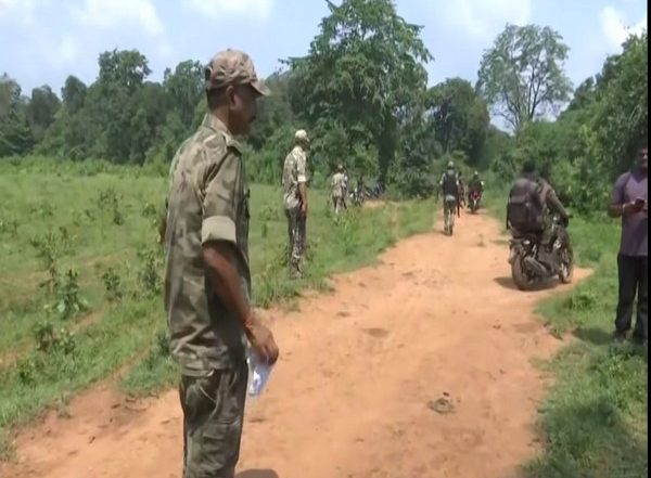 India News | Search Operations Continue After 31 Naxals Killed in Chhattisgarh, Large Quantity of Arms Recovered