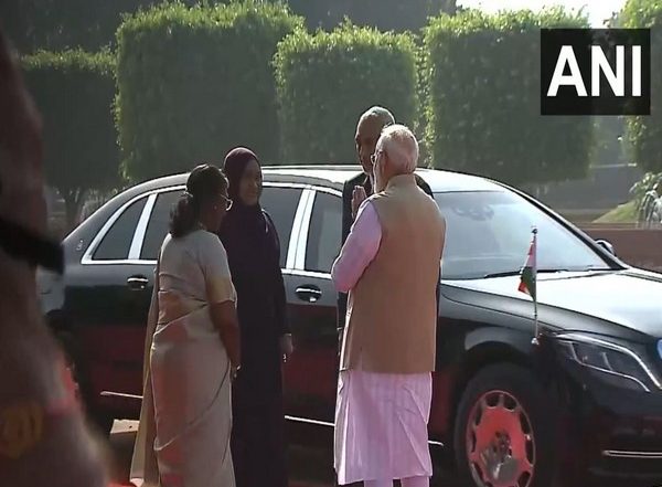 World News | Maldives President Muizzu Accorded Ceremonial Reception at Rashtrapati Bhavan