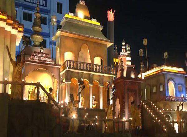 India News | Kolkata: Devotees Flock in Huge Numbers to Celebrate Chetia Agrani Durga Puja