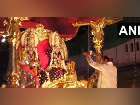 India News | Devotees Celebrate Vijaya Dashmi with Great Pomp and Show ...