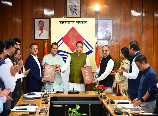 India News | Uttarakhand Govt Signs MOUs with Different Banks to Provide Benefits to Govt Employees