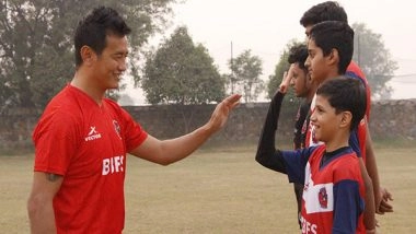 Sports News | Bhaichung Bhutia Launches New Residential Football Academies in Punjab, Karnataka