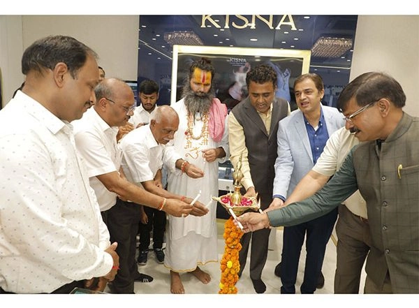 Business News | KISNA Diamond and Gold Jewellery Launches Its 2nd Exclusive Showroom in Gwalior