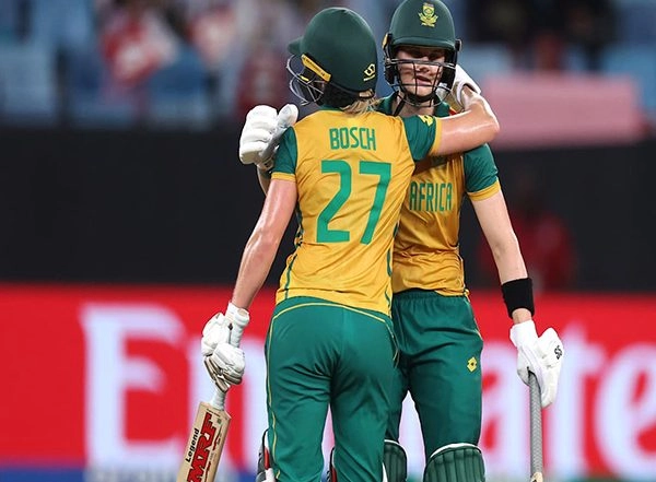 Sports News | Women's T20 World Cup: South Africa Stun Defending Champions Australia to Reach Final