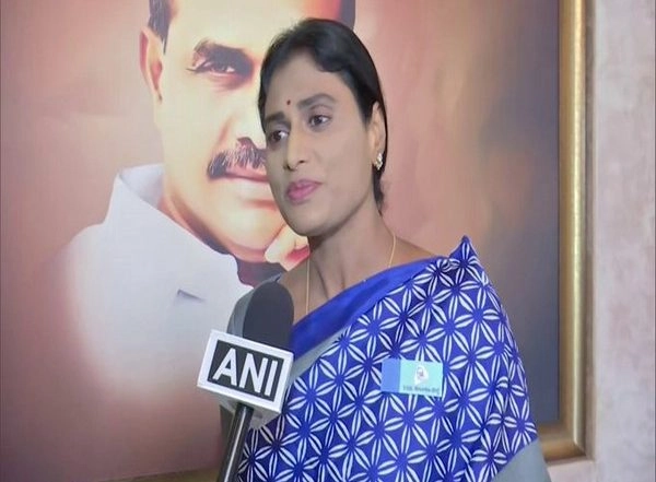 India News | YS Sharmila Reddy Takes Dig at Chandrababu Naidu Government, Asks when Will It Implement Free Travel for Women